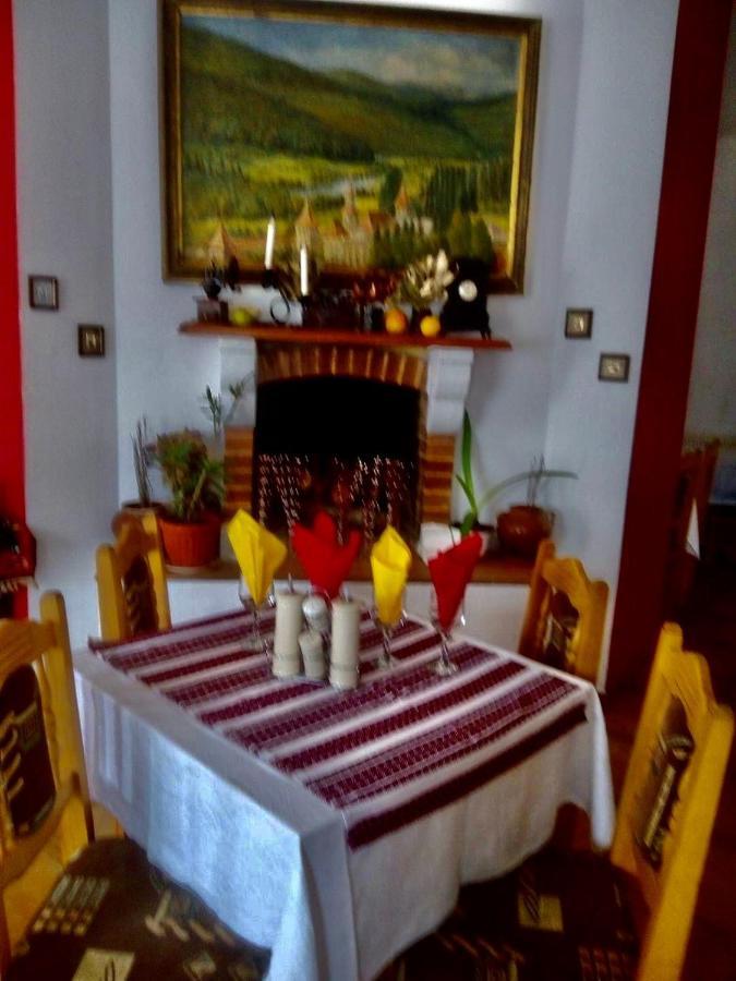 Pensiunea Restaurant Bucovina Путна Екстериор снимка